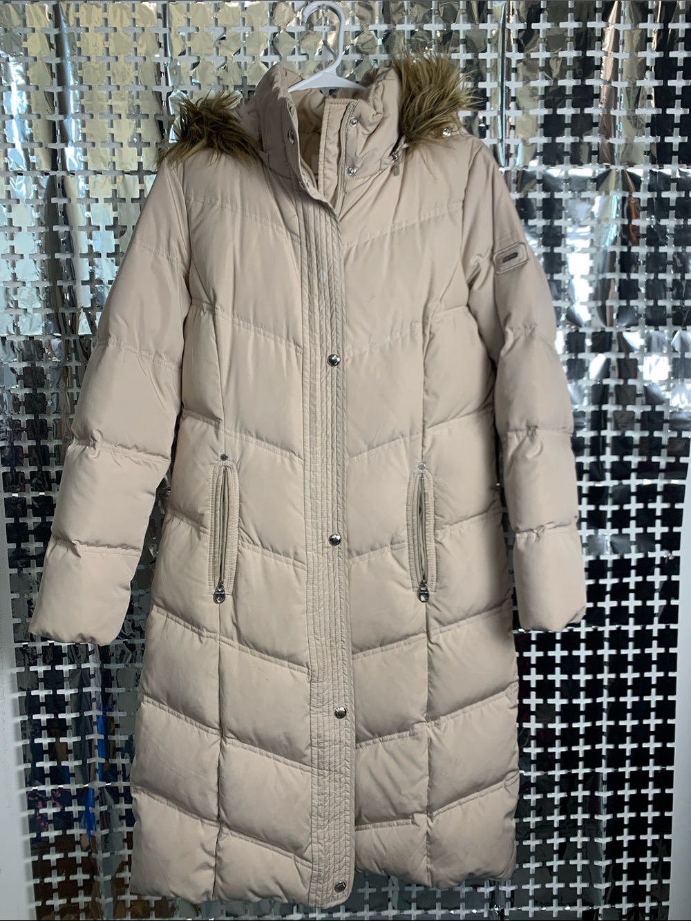 Calvin Klein Long Beige Quilted Puffer Coat with Faux-Fur Trim